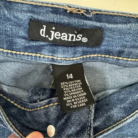 D. Jeans Cotton Blend High Waisted Denim Jeans Size 14 (24 inch inseam) - Picture 4 of 7